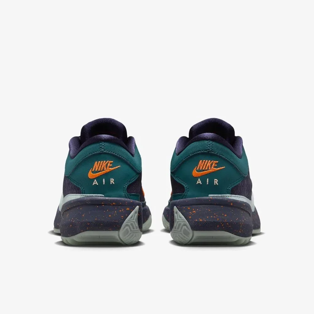 NWT Nike Zoom Freak 5 Basketball Shoes
